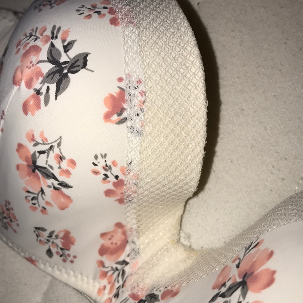 Bra - Picture 5 of 6